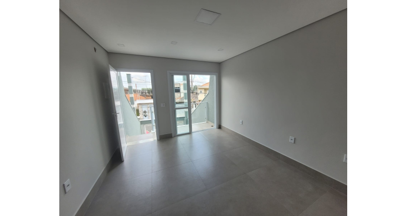 Belo Sobrado novo à venda na Vila Jaguara na Rua Pinheiro Raposo 155