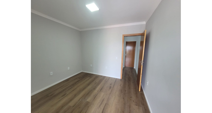 Belo Sobrado novo à venda na Vila Jaguara na Rua Pinheiro Raposo 153