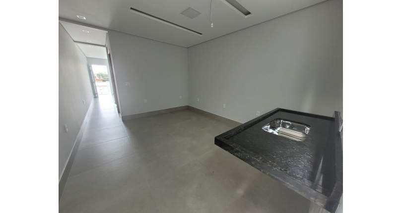 Belo Sobrado novo à venda na Vila Jaguara na Rua Pinheiro Raposo 153