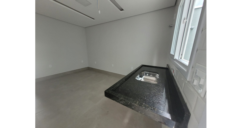 Belo Sobrado novo à venda na Vila Jaguara na Rua Pinheiro Raposo 153