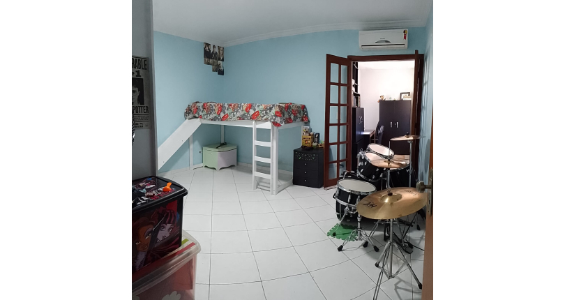 Sobrado à venda Rua Fontes da Silva, Jardim Regina - Imóveis à Venda