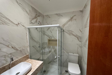  Lindo Sobrado novo à venda no Parque São Domingos na Rua Sérvio Clevinski 54