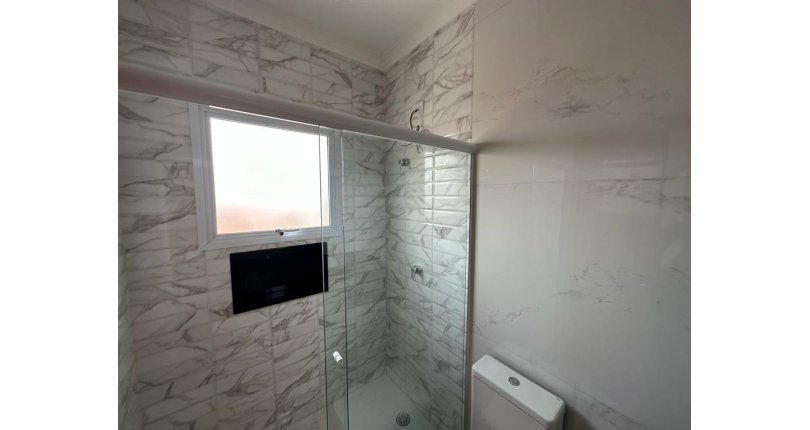  Lindo Sobrado novo à venda no Parque São Domingos na Rua Sérvio Clevinski 54