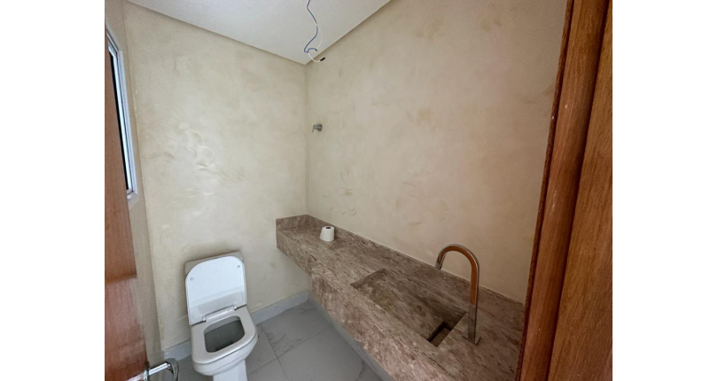  Lindo Sobrado novo à venda no Parque São Domingos na Rua Sérvio Clevinski 54