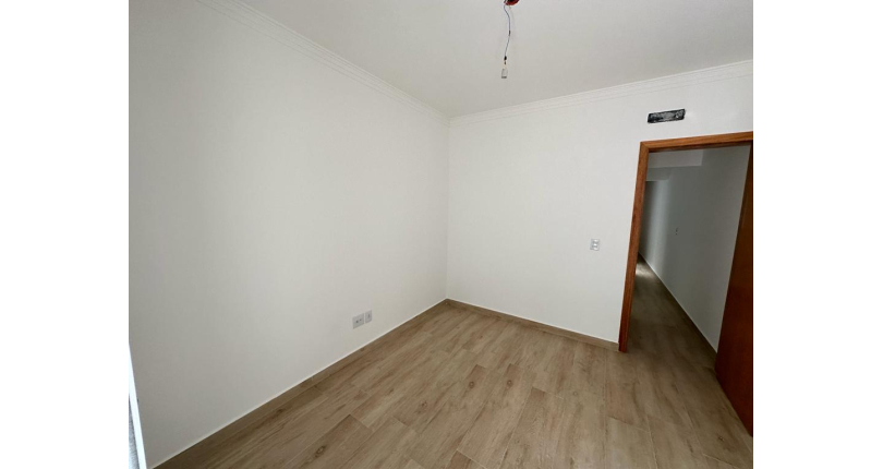  Lindo Sobrado novo à venda no Parque São Domingos na Rua Sérvio Clevinski 54