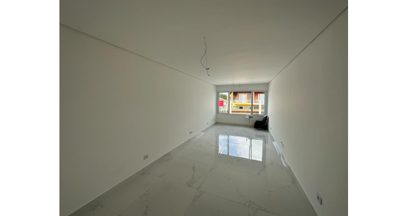  Lindo Sobrado novo à venda no Parque São Domingos na Rua Sérvio Clevinski 52 