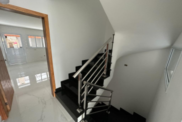 Lindo Sobrado novo à venda no Parque São Domingos na Rua Sérvio Clevinski 60