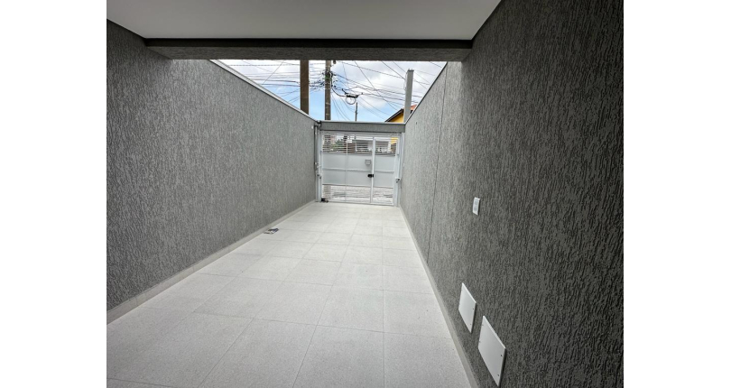 Lindo Sobrado novo à venda no Parque São Domingos na Rua Sérvio Clevinski 60