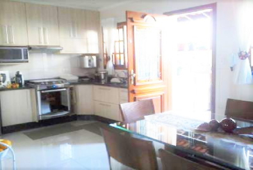 Belo Sobrado à venda na Chácara Inglesa na Rua Soldado João de Oliveira