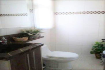 Belo Sobrado à venda na Chácara Inglesa na Rua Soldado João de Oliveira