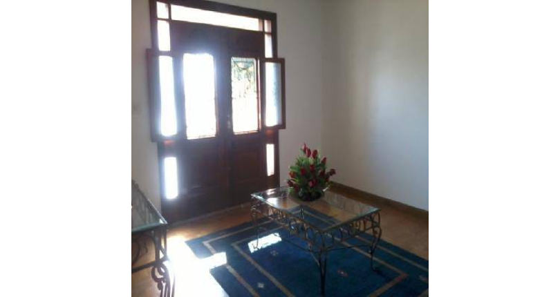 Belo Sobrado à venda na Chácara Inglesa na Rua Soldado João de Oliveira