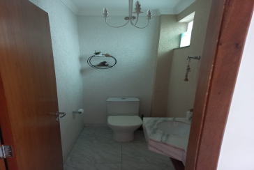 Lindo Sobrado à venda no Parque São Domingos na Rua Homero Sales