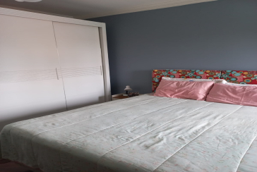 Lindo Sobrado à venda no Parque São Domingos na Rua Homero Sales