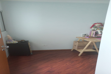 Lindo Sobrado à venda no Parque São Domingos na Rua Homero Sales