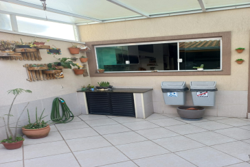 Lindo Sobrado à venda no Parque São Domingos na Rua Homero Sales