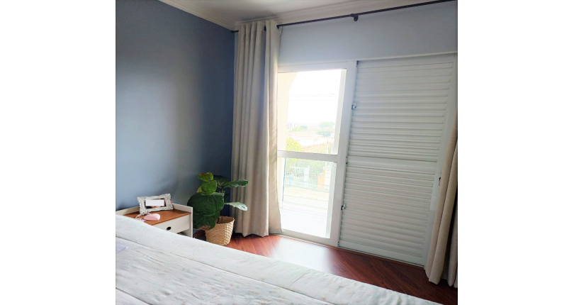 Lindo Sobrado à venda no Parque São Domingos na Rua Homero Sales