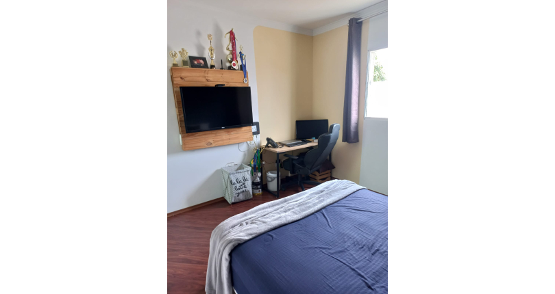 Lindo Sobrado à venda no Parque São Domingos na Rua Homero Sales