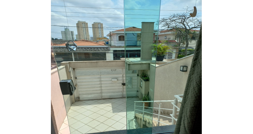 Lindo Sobrado à venda no Parque São Domingos na Rua Homero Sales