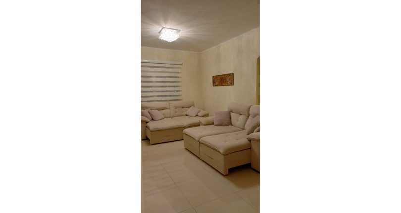 Belo Sobrado à venda no Jardim Marisa na Rua Madre Maria Villac