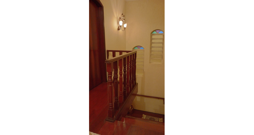 Belo Sobrado à venda no Jardim Marisa na Rua Madre Maria Villac