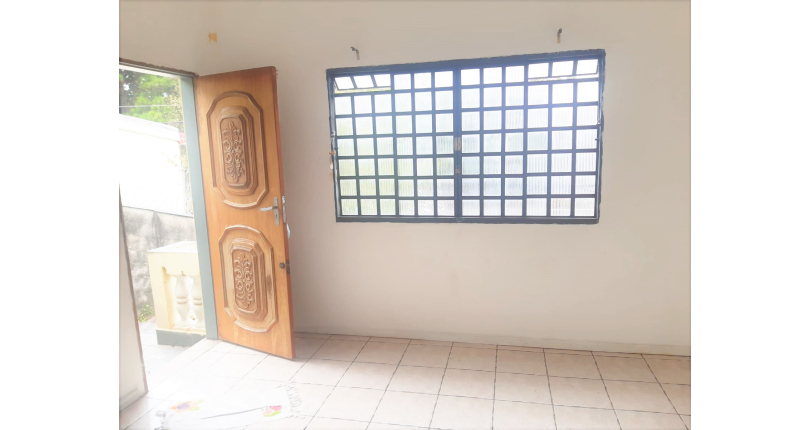 Casa assobradada à venda na Vila Pereira Barreto na Avenida Miguel de Castro 