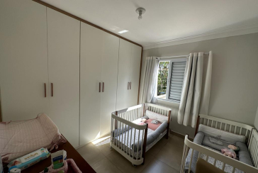 Belo Sobrado à venda no Parque Maria Domitila na Rua José Teodoro Vieira 