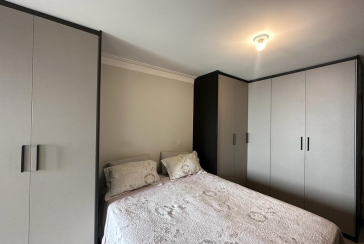 Belo Sobrado à venda no Parque Maria Domitila na Rua José Teodoro Vieira 