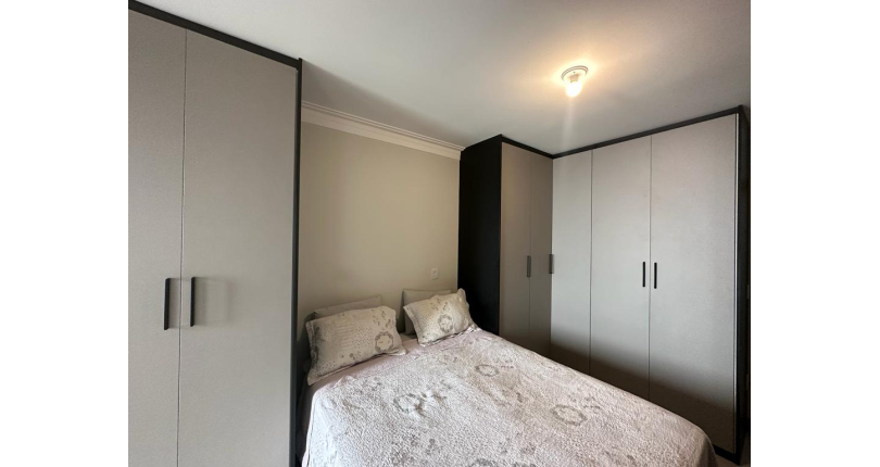 Belo Sobrado à venda no Parque Maria Domitila na Rua José Teodoro Vieira 