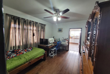 Sobrado à venda no Parque São Domingos na Rua Amílcar Barbuy