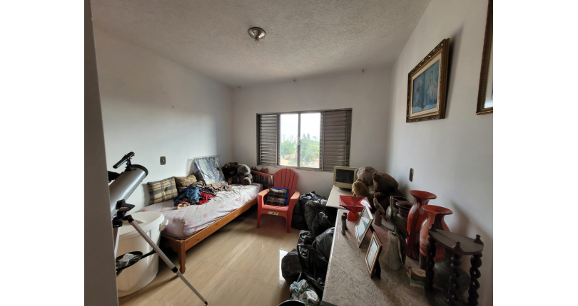 Sobrado à venda no Parque São Domingos na Rua Amílcar Barbuy