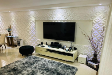 Belo Sobrado à venda no Parque São Domingos na Rua Dirceu de Almeida