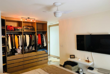 Belo Sobrado à venda no Parque São Domingos na Rua Dirceu de Almeida