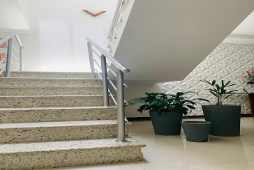 Belo Sobrado à venda no Parque São Domingos na Rua Dirceu de Almeida