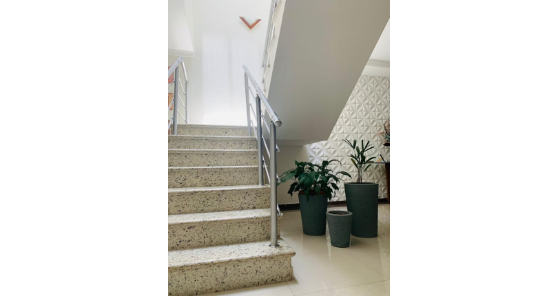 Belo Sobrado à venda no Parque São Domingos na Rua Dirceu de Almeida