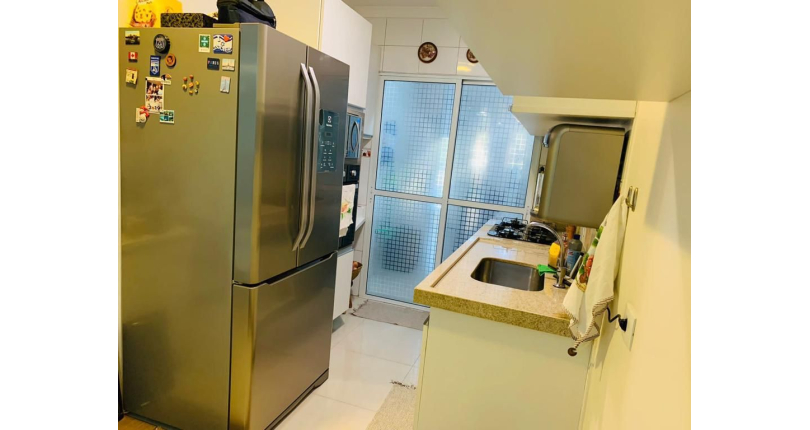 Belo Sobrado à venda no Parque São Domingos na Rua Dirceu de Almeida