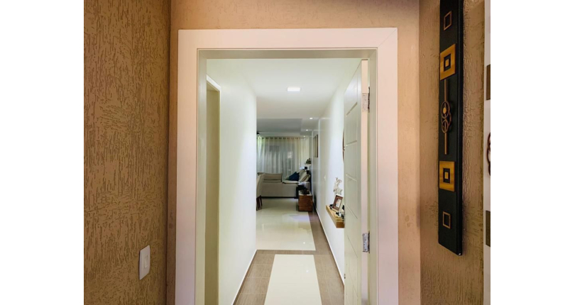 Belo Sobrado à venda no Parque São Domingos na Rua Dirceu de Almeida