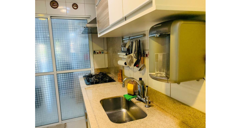 Belo Sobrado à venda no Parque São Domingos na Rua Dirceu de Almeida