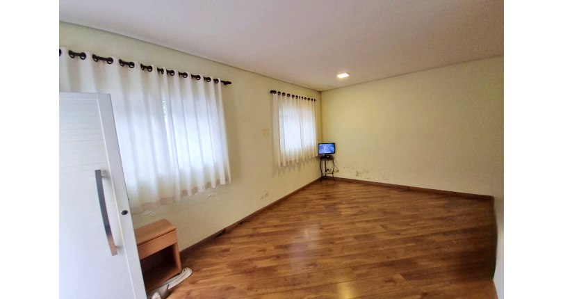 Casa à venda Praça Sá Pinto, Vila Ipojuca - Imóveis à Venda