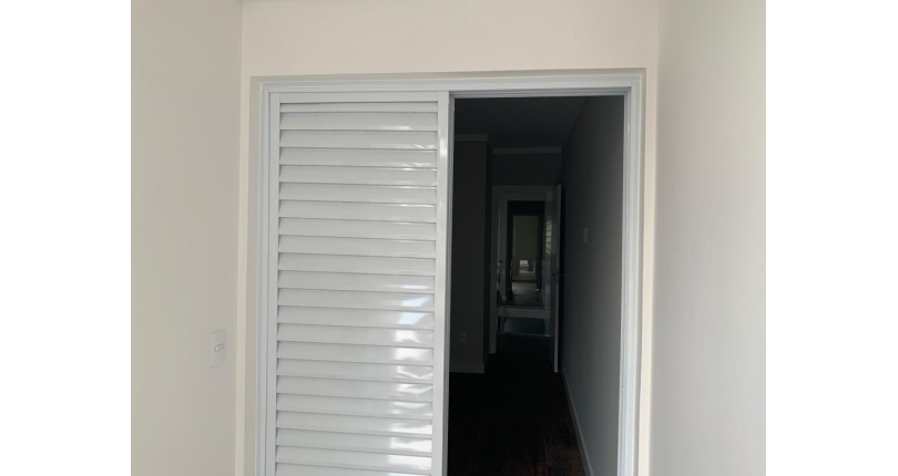 LINDO Sobrado novo á venda no Parque São Domingos na Rua Armando Martino