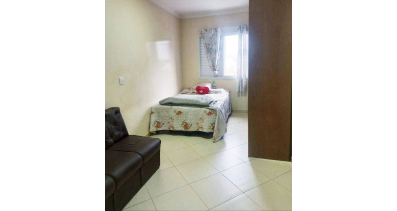 Sobrado à venda no Jaraguá na Rua Maestro Tavares de Lima