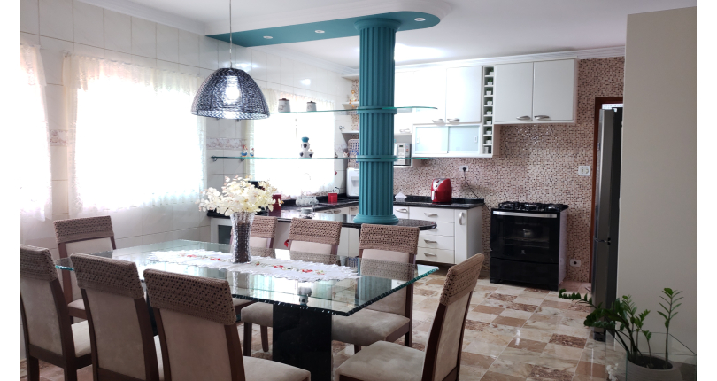 Sobrado à venda no Parque São Domingos na Rua Iandu