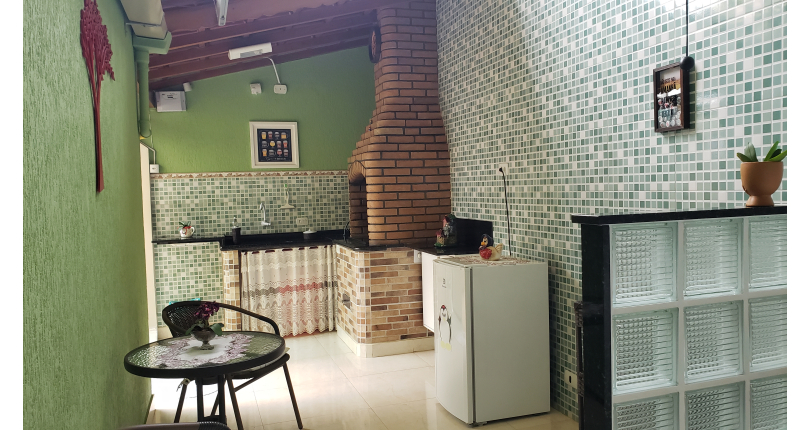 Sobrado à venda no Parque São Domingos na Rua Iandu