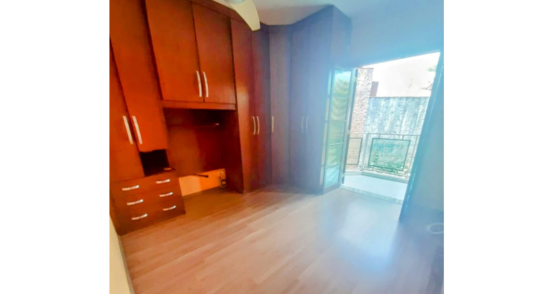 Sobrado à venda no Conjunto Residencial Vista Verde na Rua Desembargador Raphael Fleury Ferraz de Sampaio