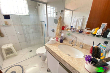 Sobrado à venda no Jardim Maristela Rua Erva Divina 