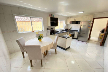 Sobrado à venda no Jardim Maristela Rua Erva Divina 