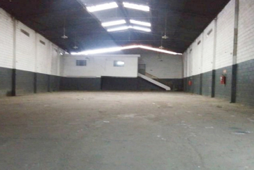 Galpão à venda em Osasco na Rua Adamantina,