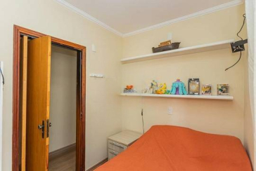 Sobrado à Venda no Parque São Domingos na Rua Professora Altina Maynardi de Araújo