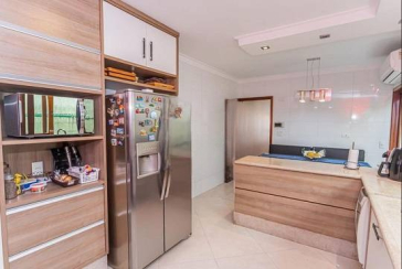 Sobrado à Venda no Parque São Domingos na Rua Professora Altina Maynardi de Araújo