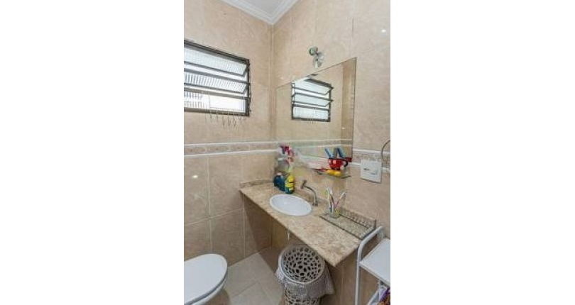 Sobrado à Venda no Parque São Domingos na Rua Professora Altina Maynardi de Araújo