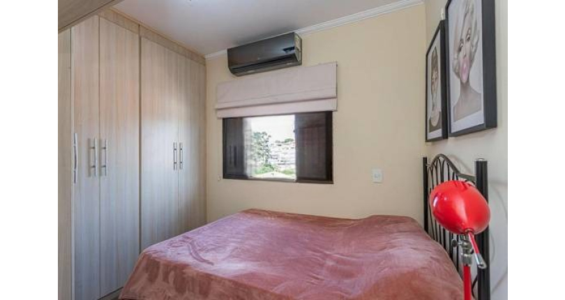 Sobrado à Venda no Parque São Domingos na Rua Professora Altina Maynardi de Araújo